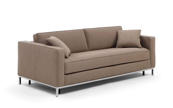 Das Schlafsofa Renè bietet stilvolles Design und hohe Funktionalität. 