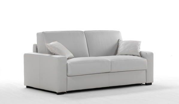 Das Schlafsofa West vereint modernes Design mit überlegener Funktionalität. 